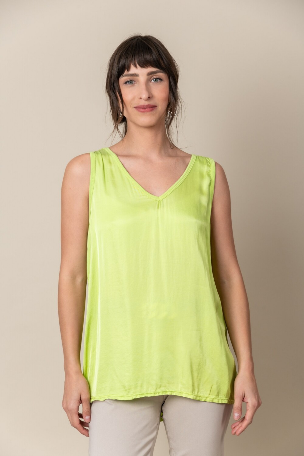 TOP AMIRA Verde Manzana