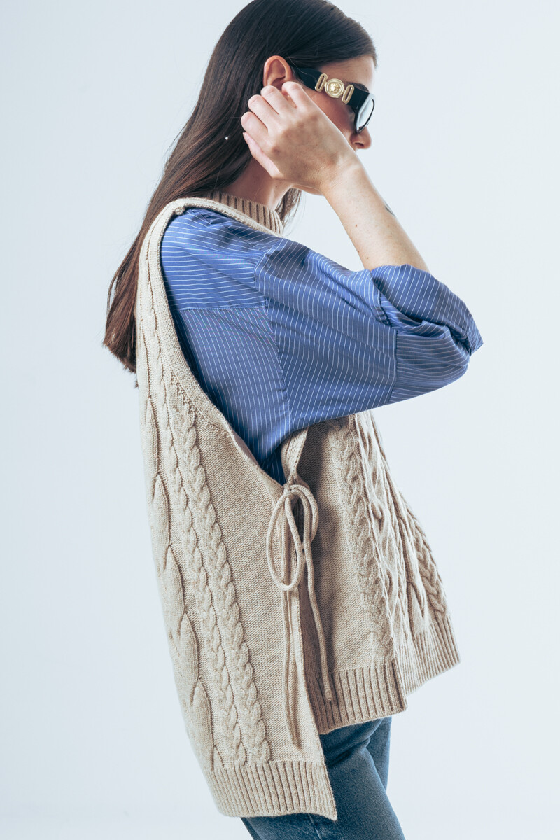 Trensi Off White