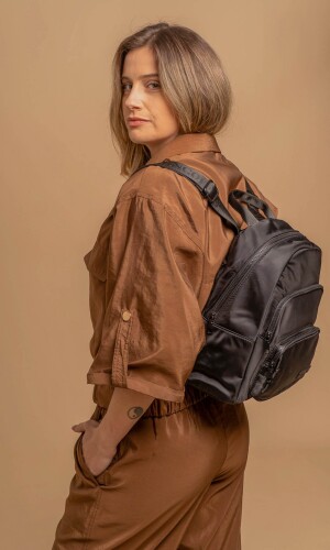 MOCHILA FLOR DE LOTO NEGRO