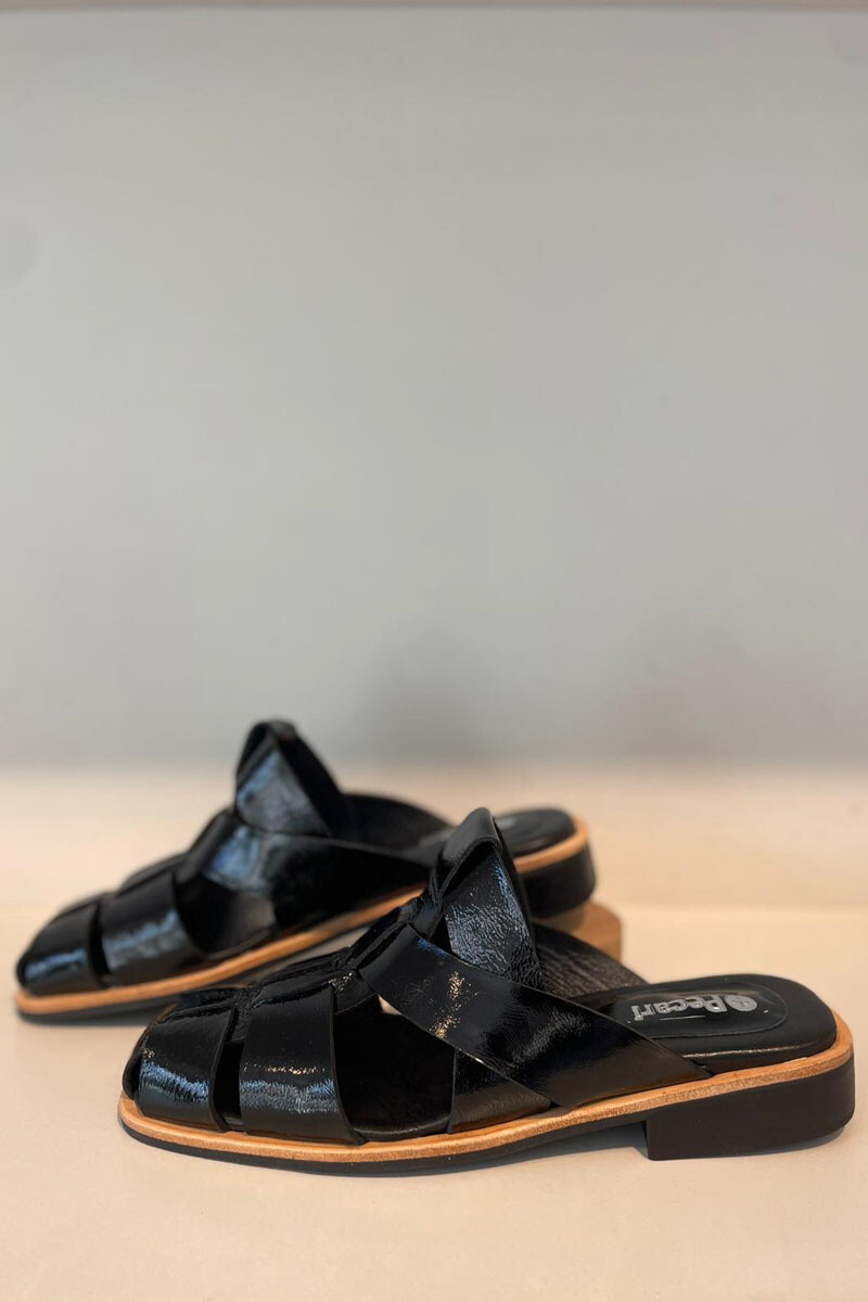 Zueco atenea Charol negro