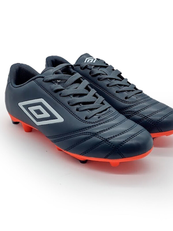 Calzado Clasic II HG Umbro Hombre 189