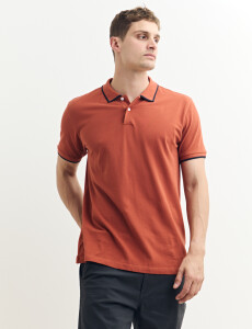 520976 REMERA HARRINGTON LABEL Rojo