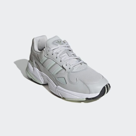 Championes Adidas Falcon Gris