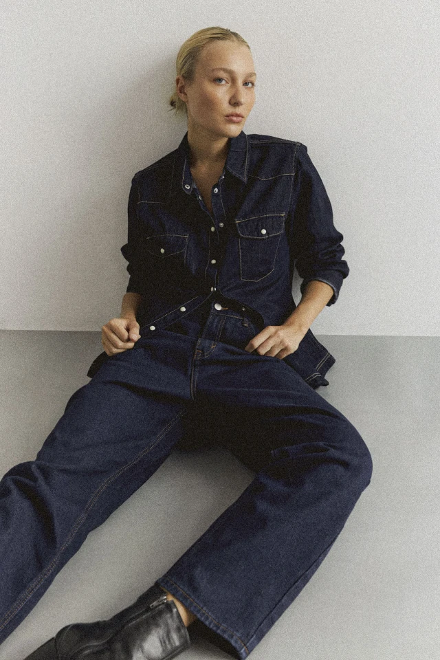 Camisa de jean jean oscuro