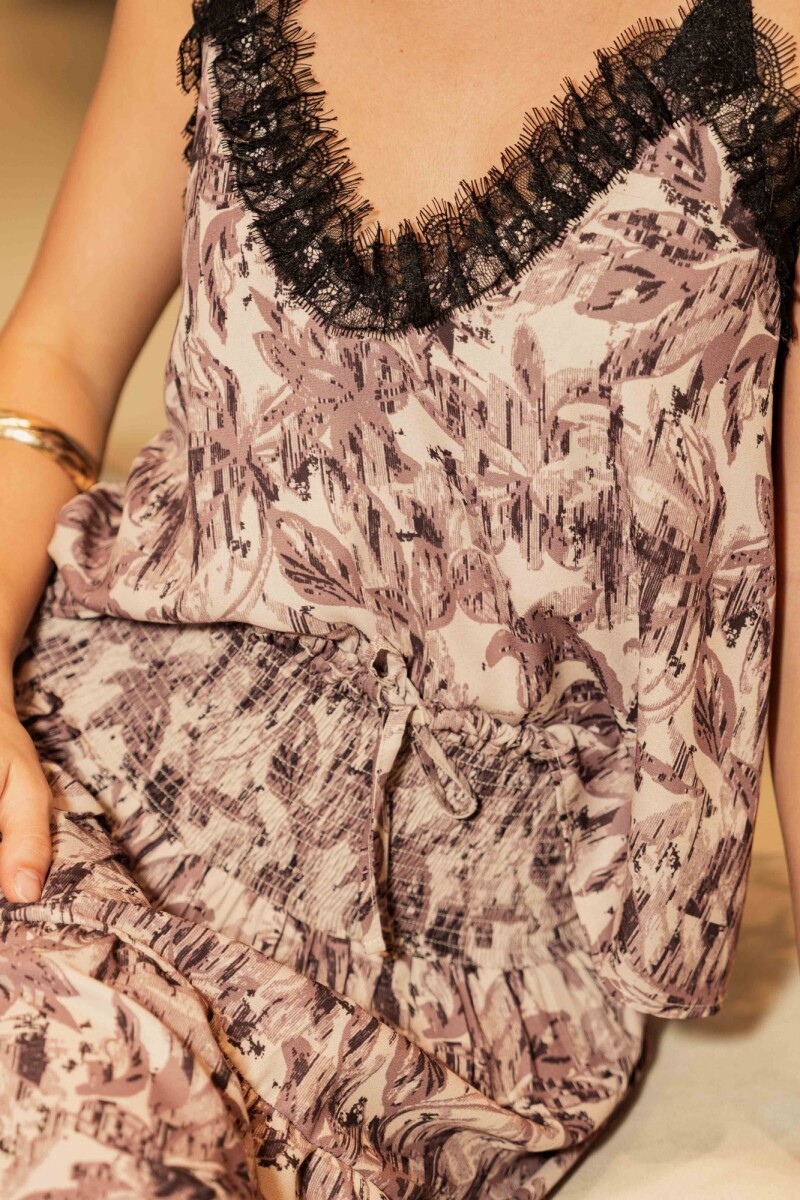 BLUSA ISABEL FLORAL NOIR & SAND BLUSA ISABEL FLORAL NOIR & SAND