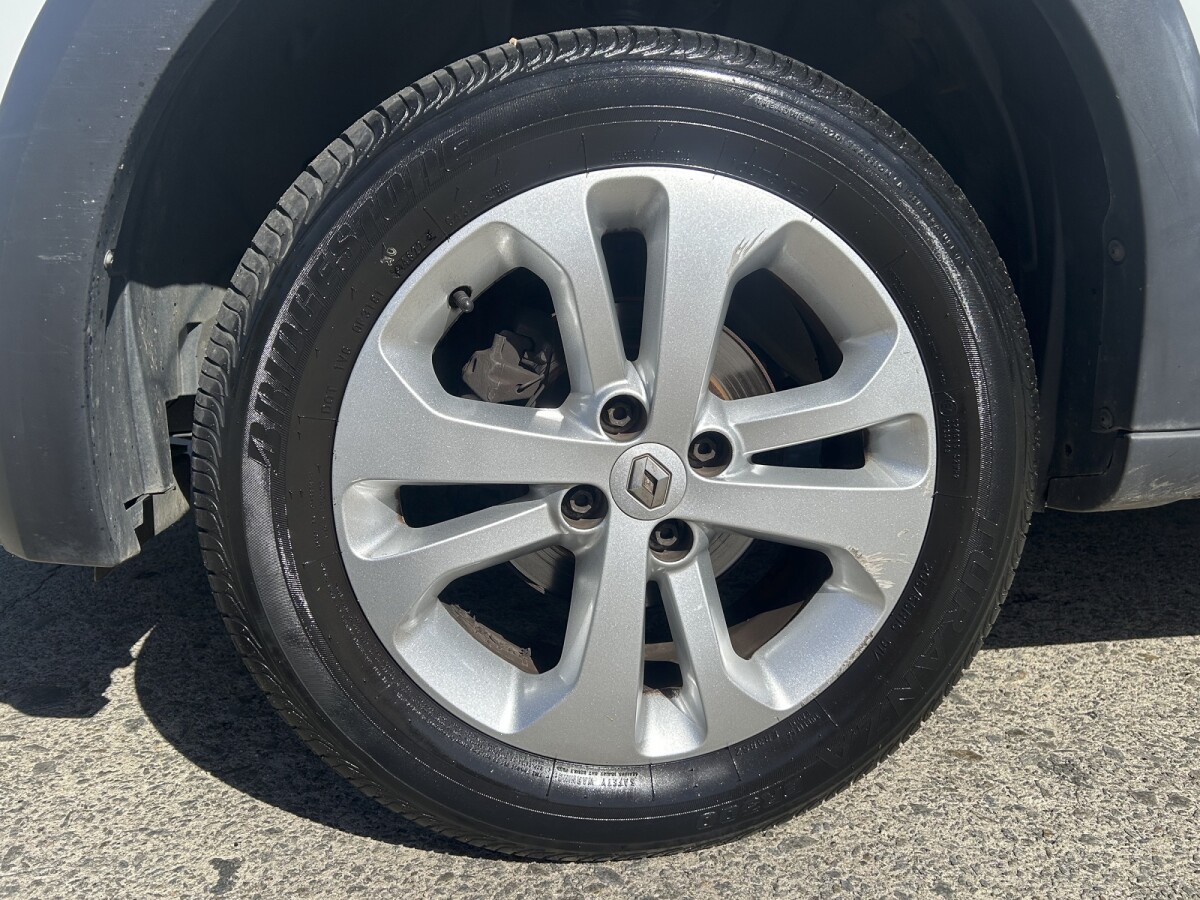 Renault Stepway Privilege 1.6 | Permuta / Financia Renault Stepway Privilege 1.6 | Permuta / Financia