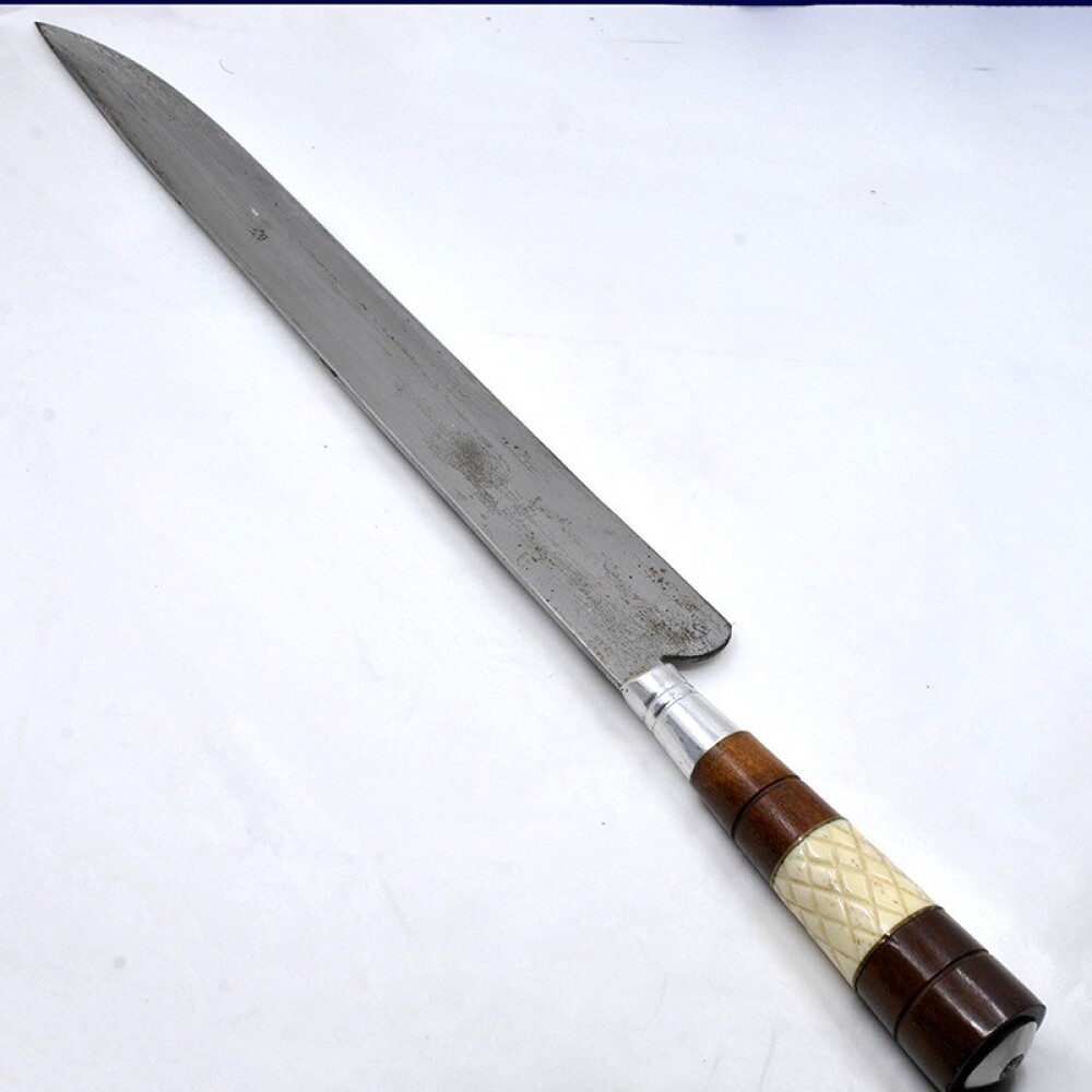 Cuchillo Hoja Cascavel 30 Cm. Cabo Madera Y Hueso. Usado Cuchillo Hoja Cascavel 30 Cm. Cabo Madera Y Hueso. Usado