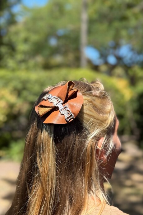 Round Leather Headpiece Camel