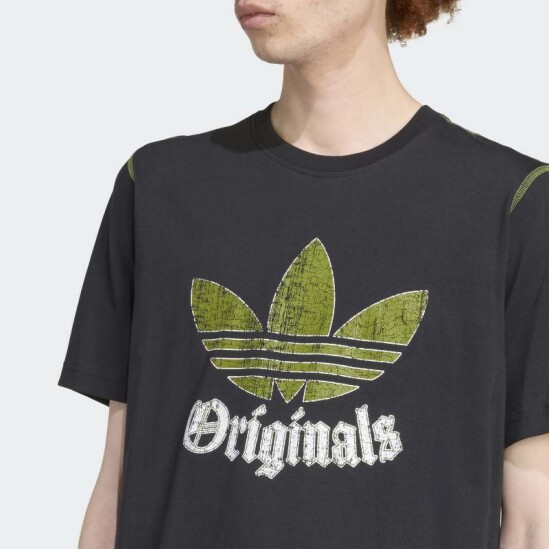 Remera Adidas Distressed Graphic Negro