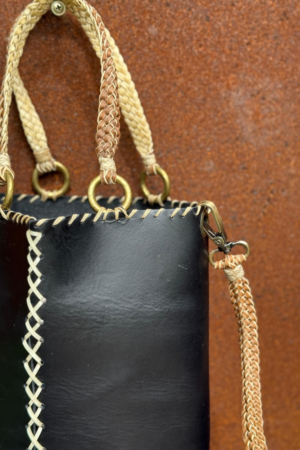 Matera Talabartera Negro