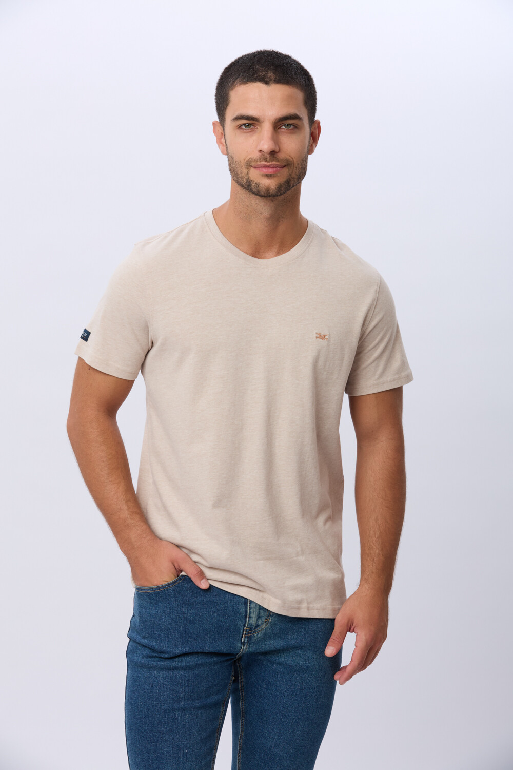 REMERA BÁSICA DE ALGODÓN Beige
