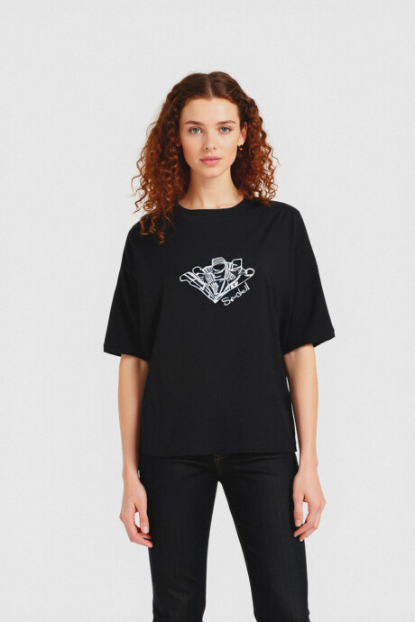 Remera Nharnia Estampado 4