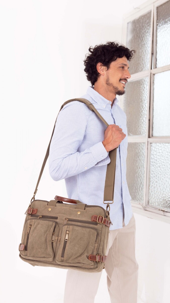 PORTA NOTEBOOK MOCHILA WORLD - VERDE 