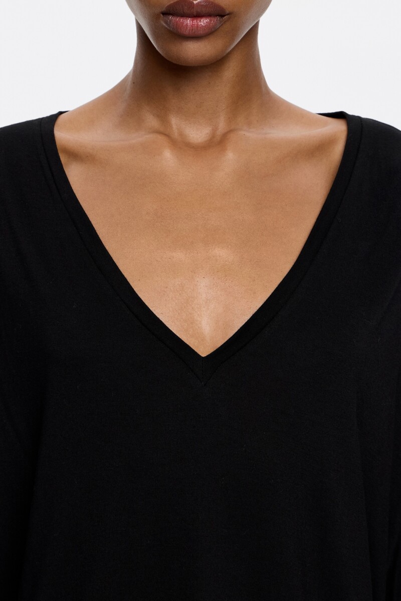 CAMISETA Negro