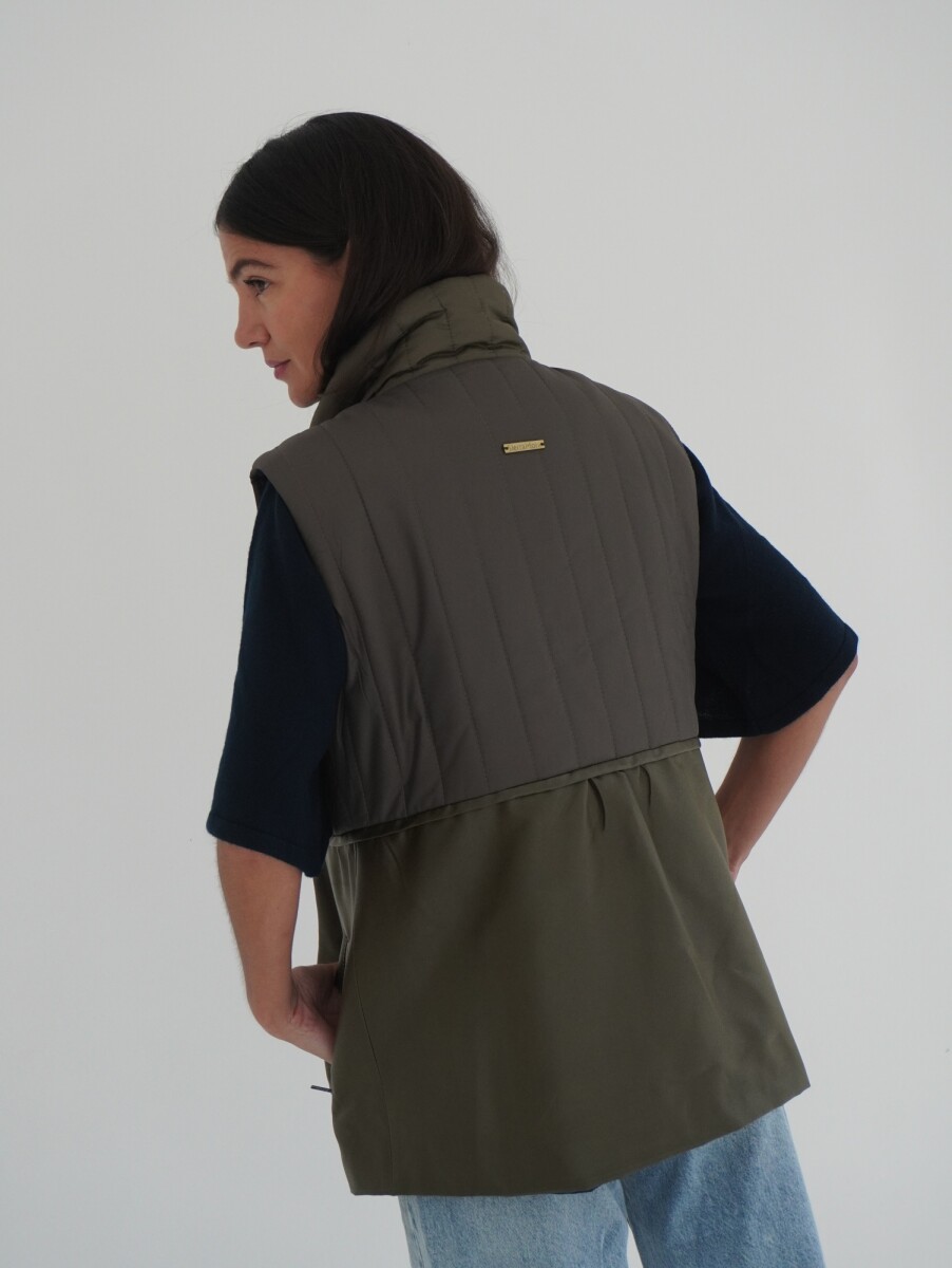 Lady Safari Vest - Verde Seco 