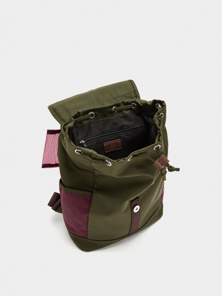 Mochila Color Block Con Nylon caqui