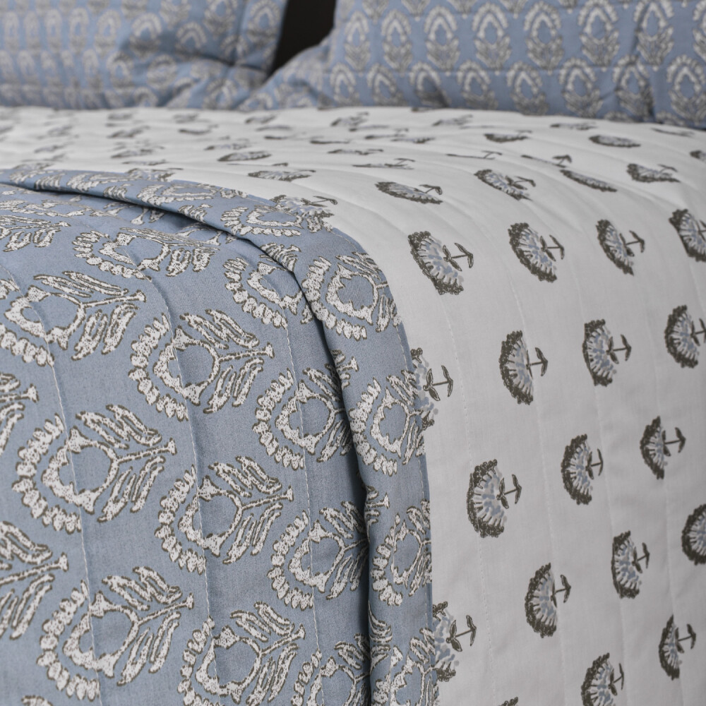 Cubrecama Bea 200 Hilos Block Print Celeste King - Super King