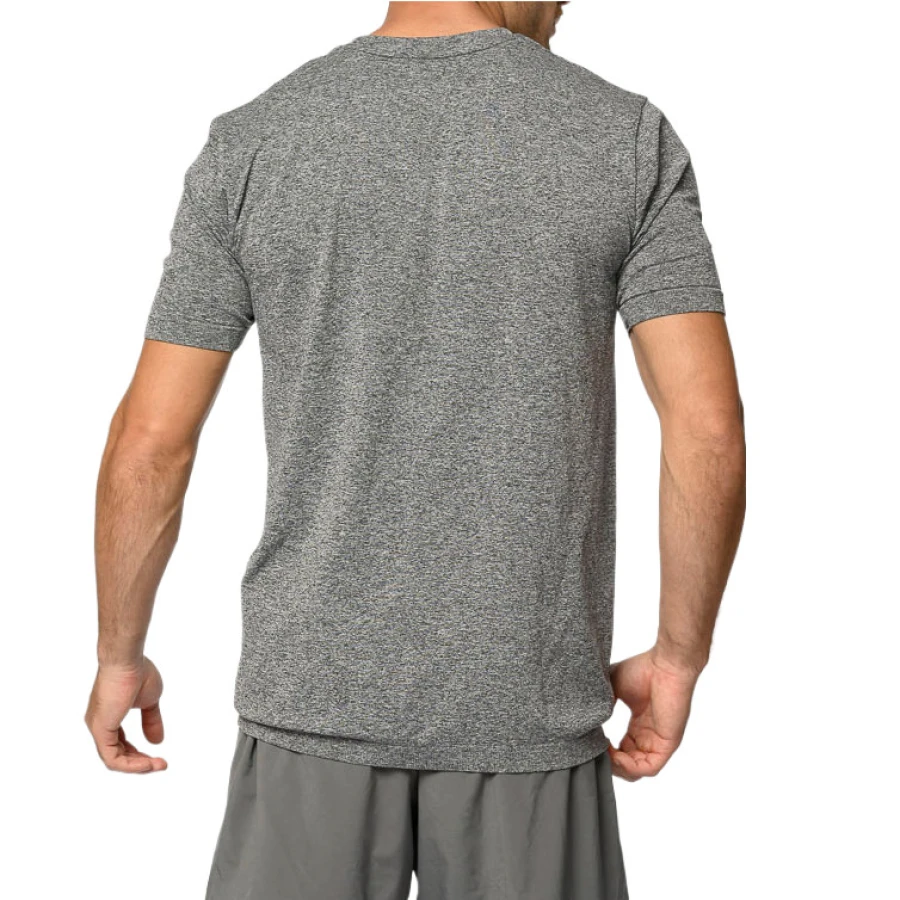 Remera de Hombre Umbro Pasmel Negro Melange - Blanco