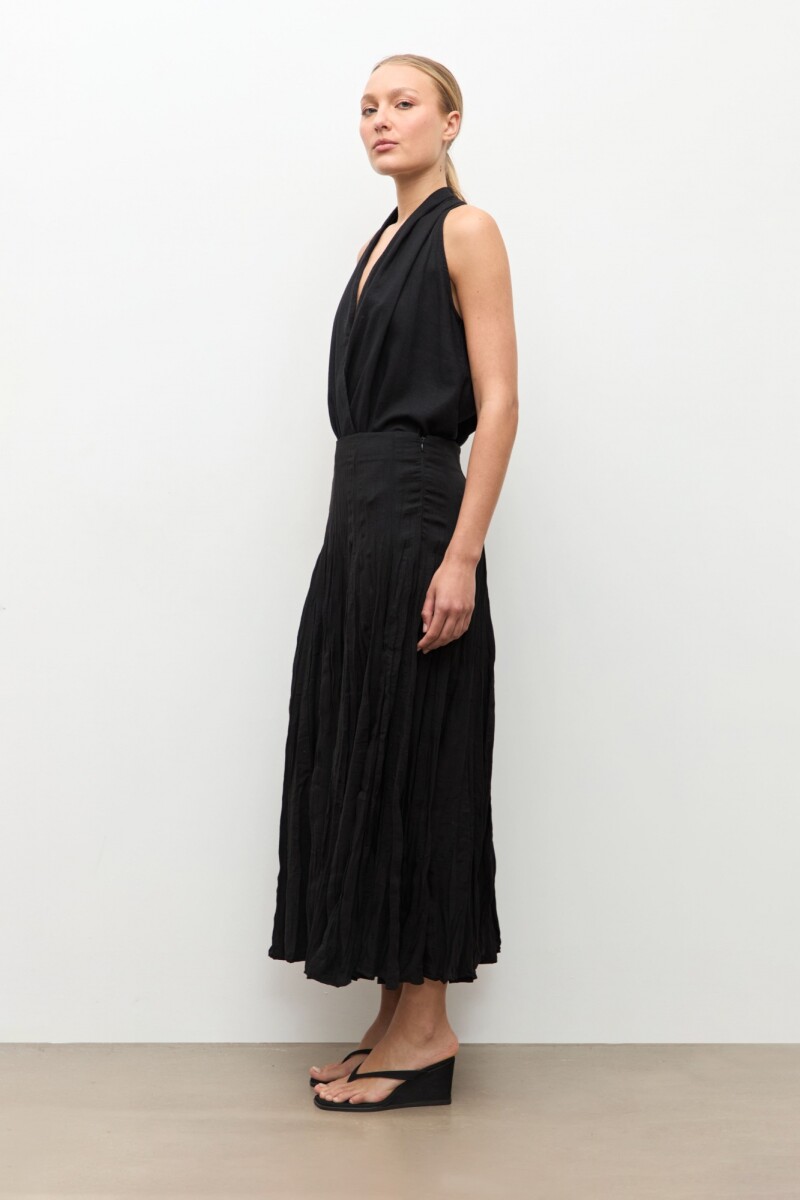 Maxi falda amasada negro