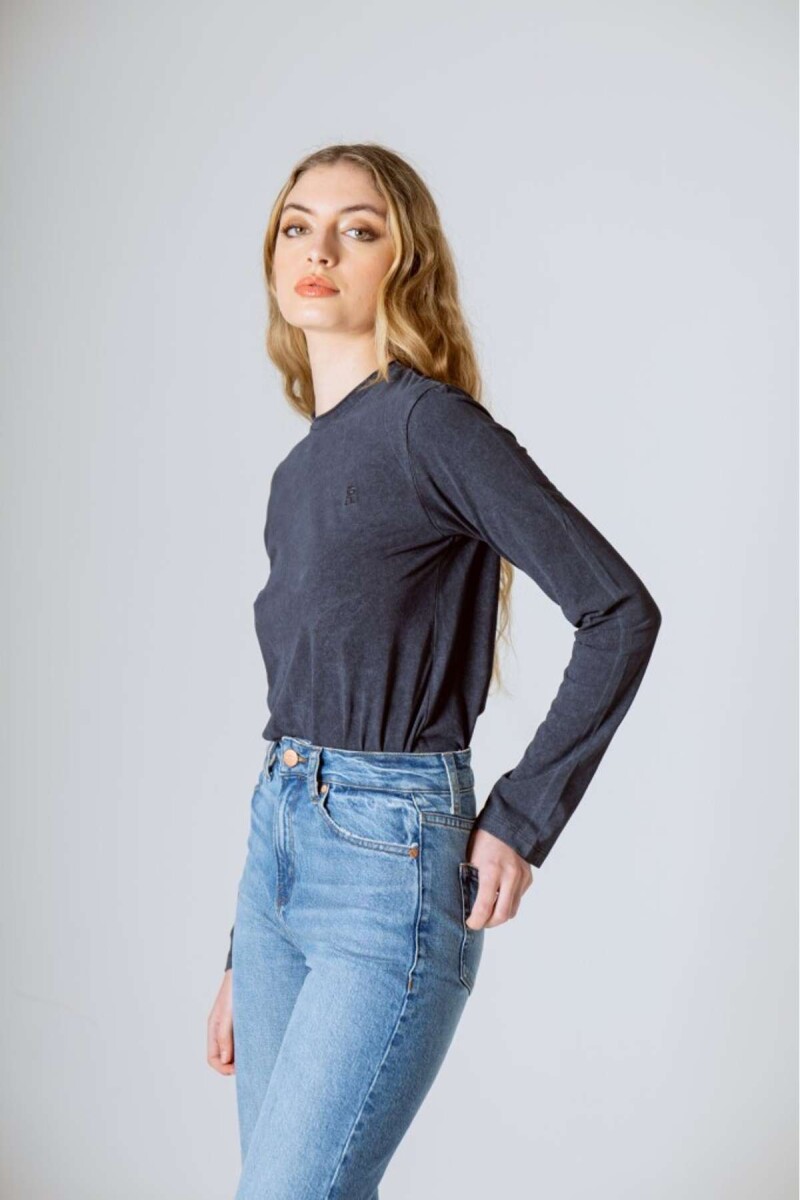 Camiseta Anis - Black 