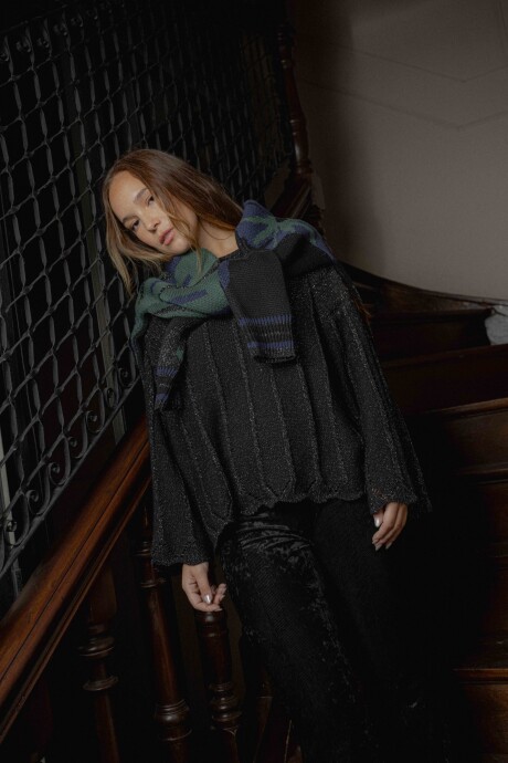 Sweater Calia Negro