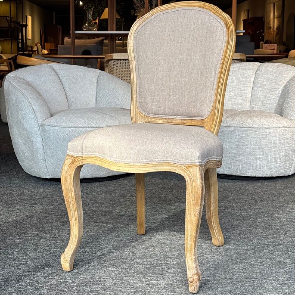 Silla Signora / Madera y tapizado beige Silla Signora / Madera y tapizado beige