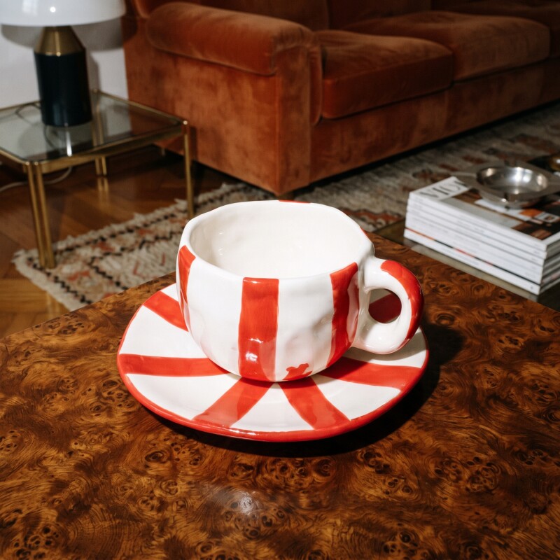 Taza de cerámica con platito Diagonal Rojo