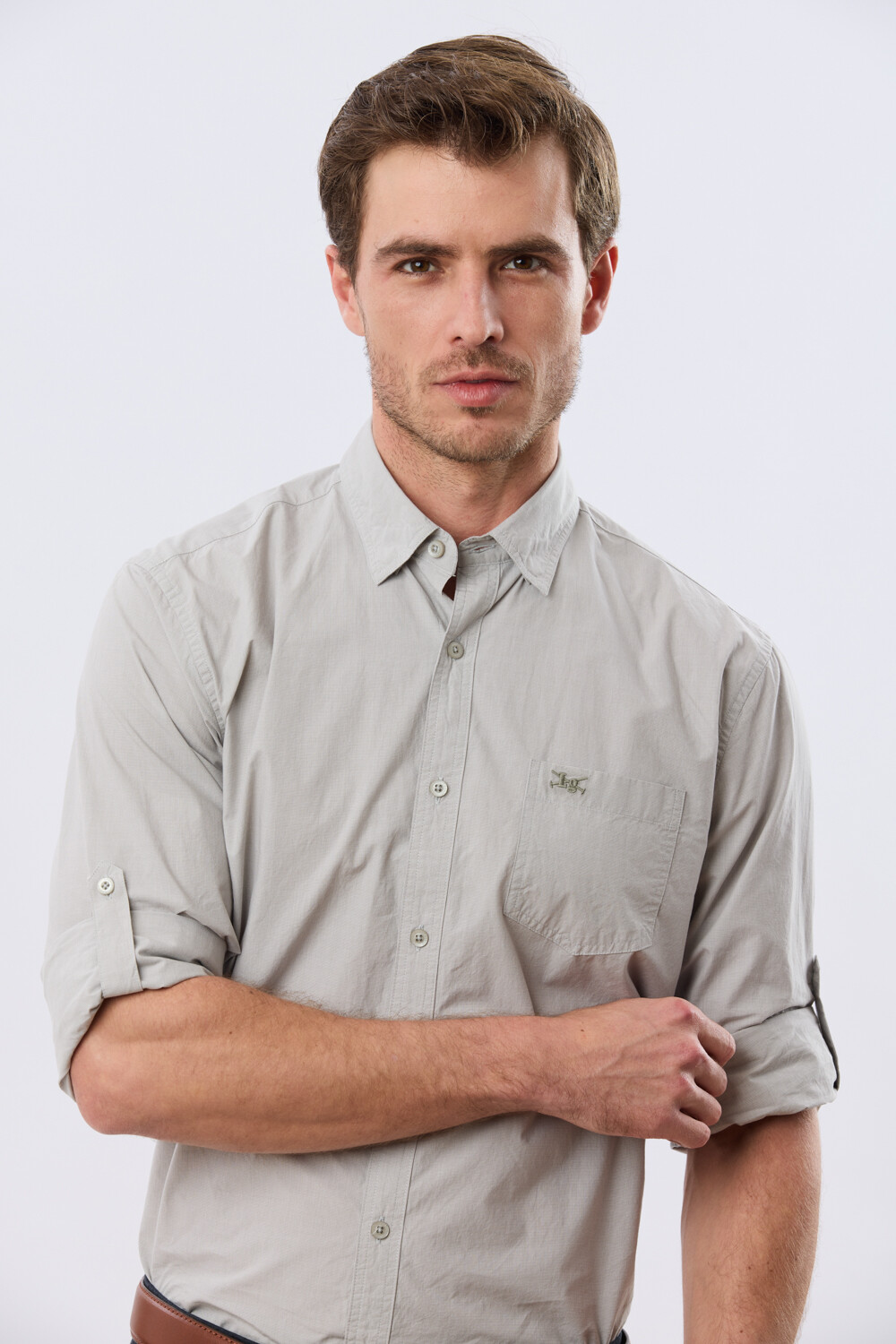 CAMISA LISA DE ALGODÓN Pistacho