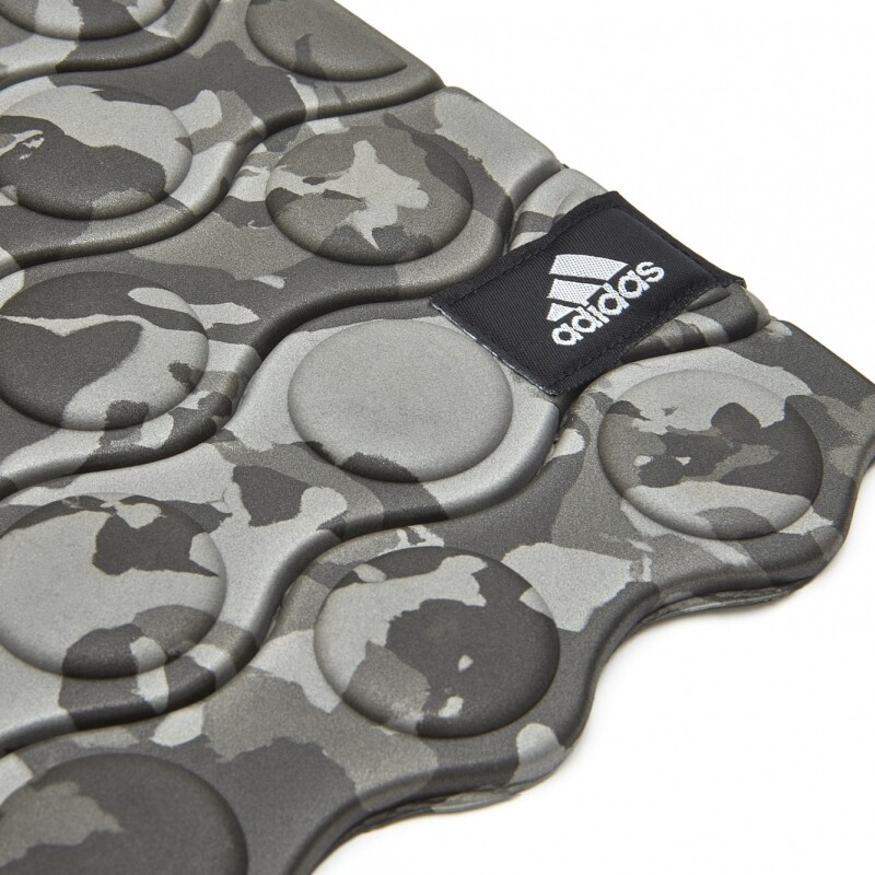 Colchoneta Texturizada con Ondas 9mm Adidas Diseño