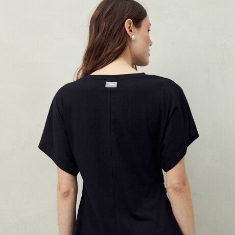 REMERA MILERA Negro