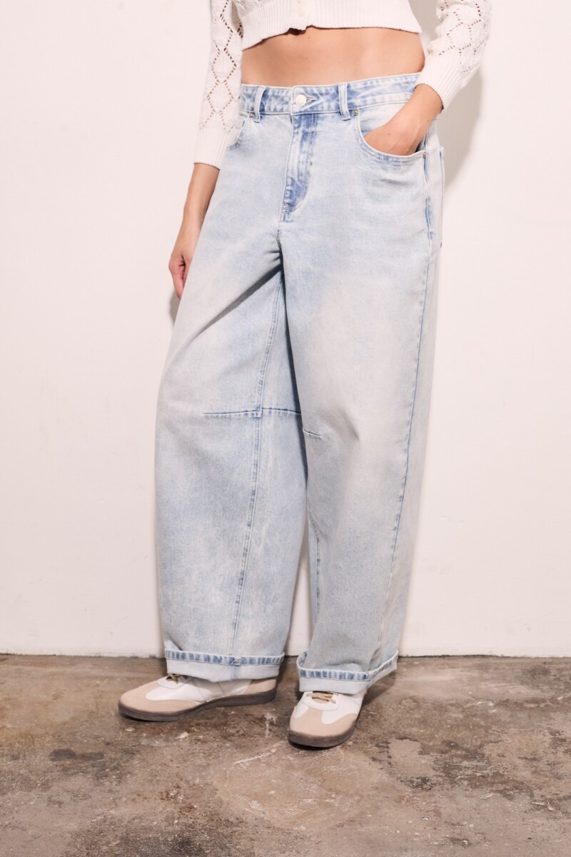 Jean Baggy Barrel Jean
