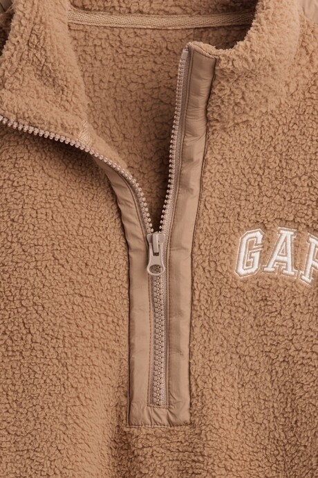 Buzo Polar Medio Cierre Logo Gap Mujer Camel Hair
