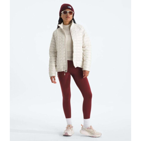 Campera Thermoball White Dune