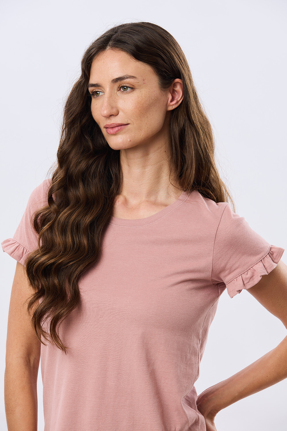 REMERA DE ALGODÓN CON VOLADO Rosado