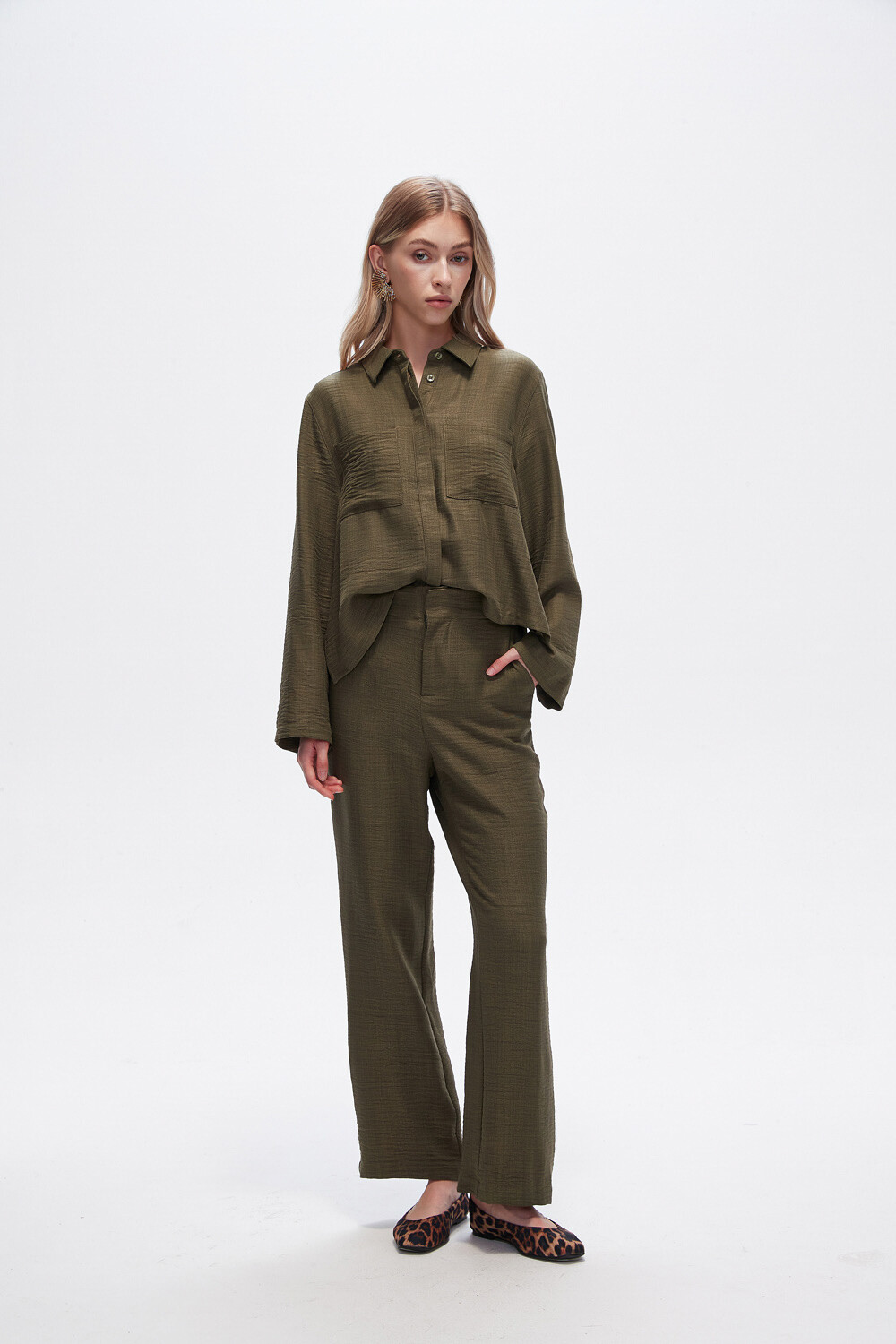Pantalon Remina Verde Oliva Oscuro