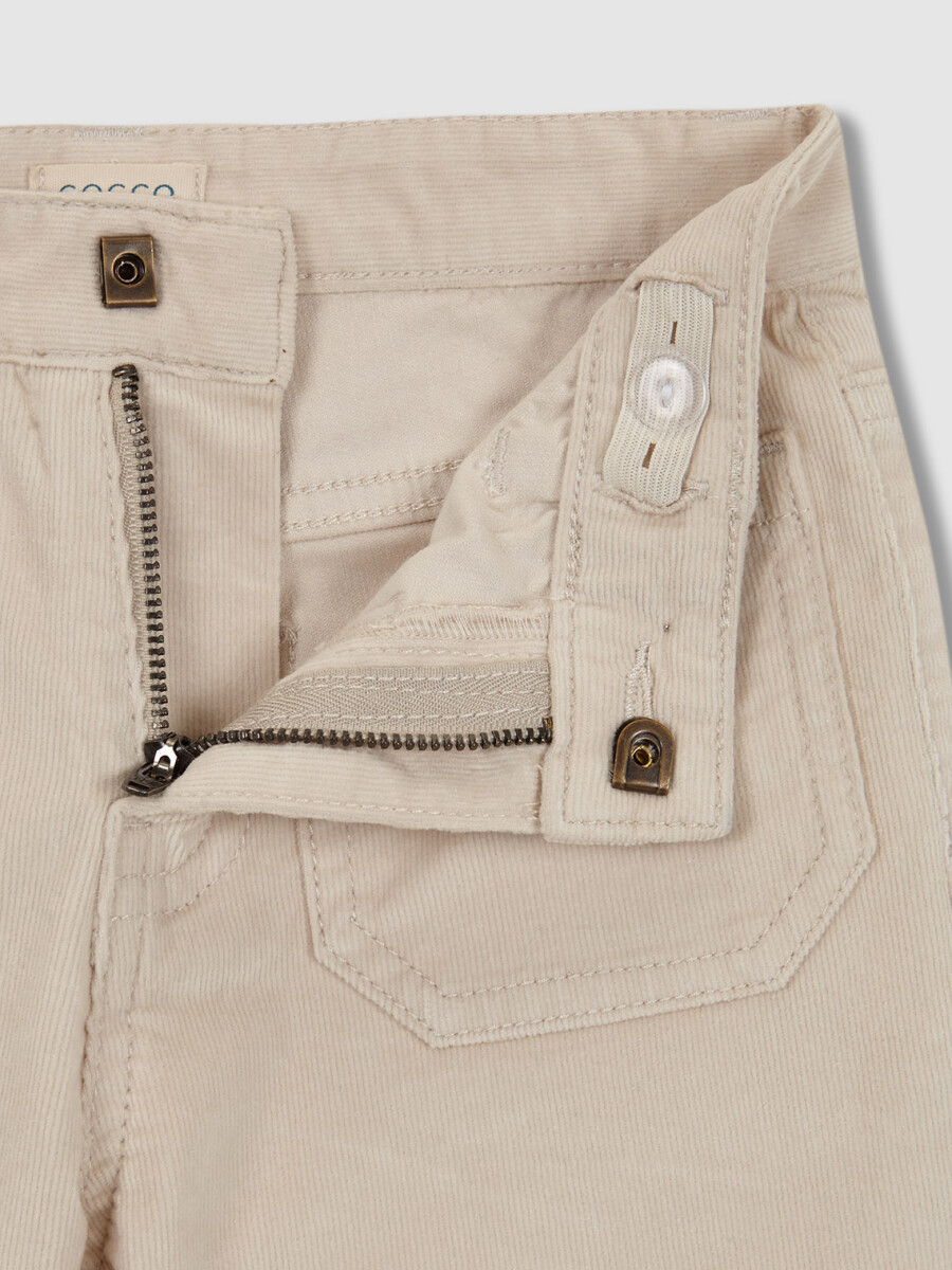 Pantalon De Sarga Con Bolsillos Delanteros Y Espalda Piedra