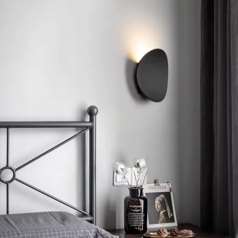 Aplique pared redo. ngo 7W cálida 120° IP65 490lm ZU0320