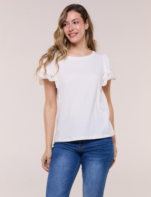 Remera Mangas Broderie Calado CRUDO