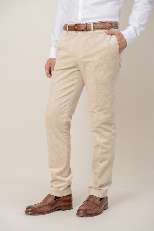 Pantalón Corduroy Crudo