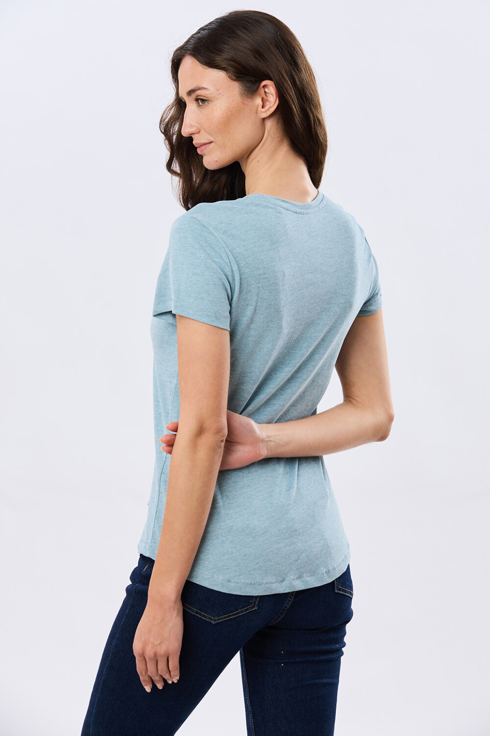REMERA BÁSICA DE ALGODÓN Celeste