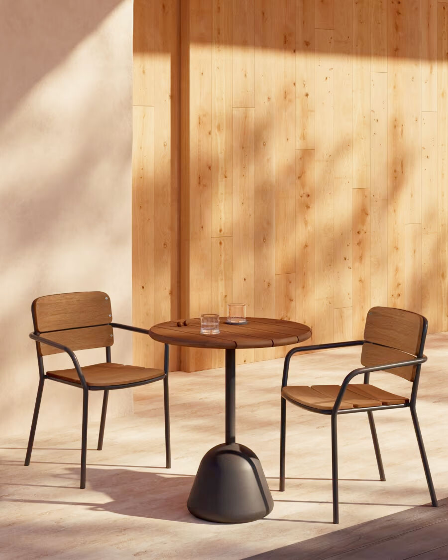 Mesa Saura de madera de acacia acabado nogal Ø70 cm