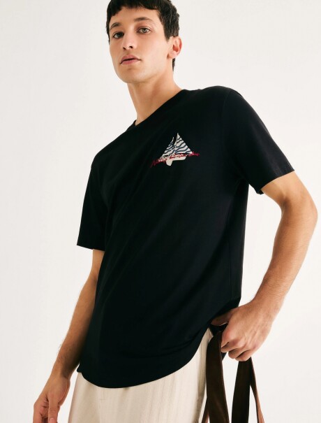 CAMISETA MANGA CORTA CON ESTAMPA NEGRO