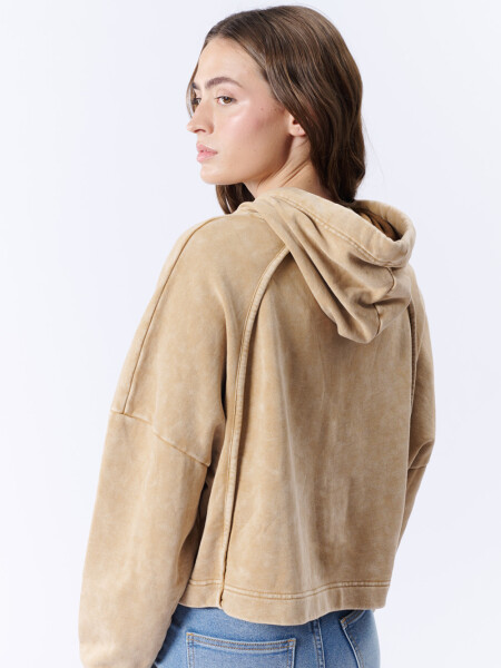 Canguro deportivo cropped Camel