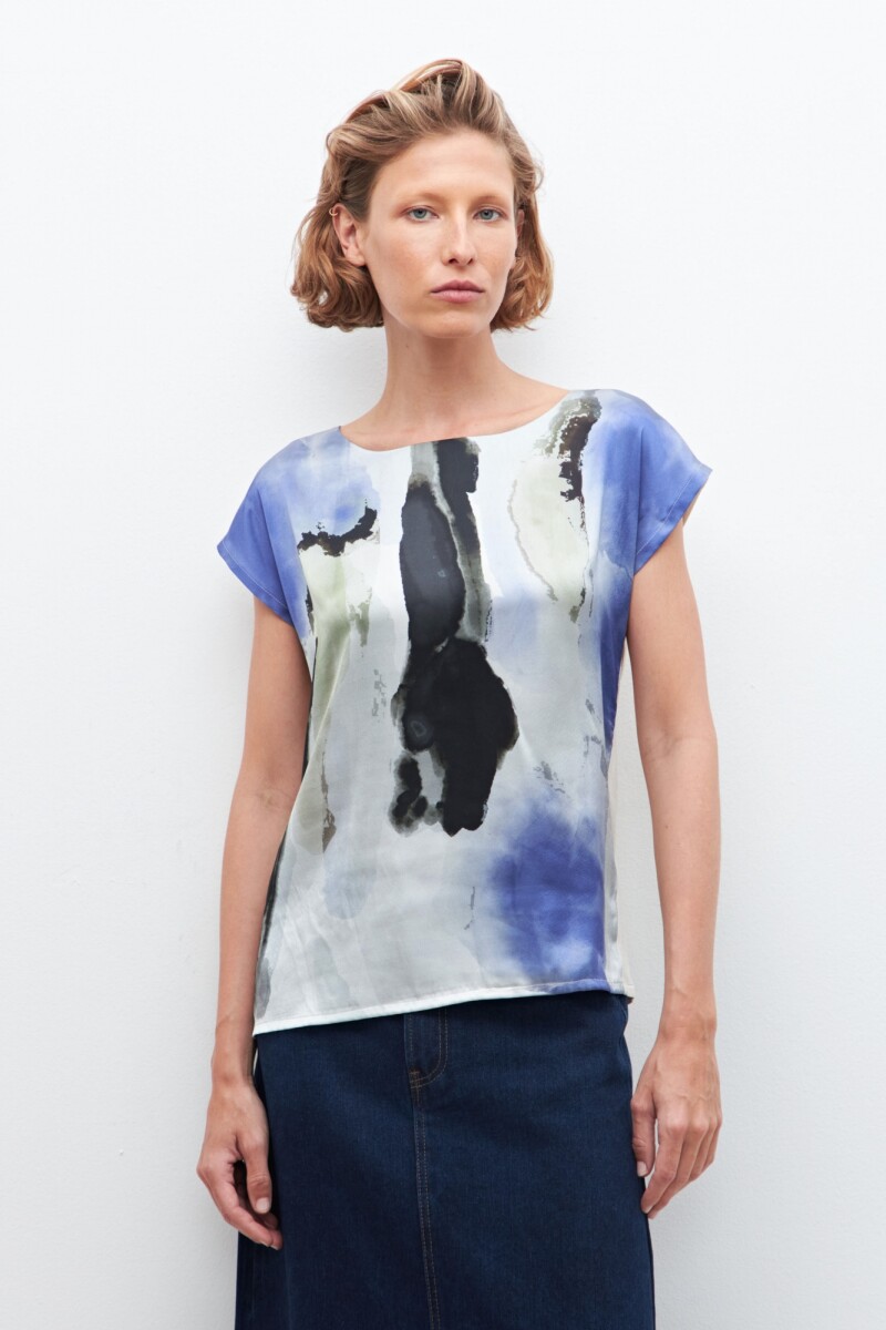 Blusa frente estampado abstracto multicolor