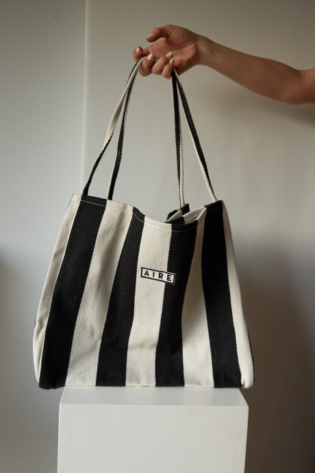 MAXI BOLSO RAYAS BLANCO Y NEGRO
