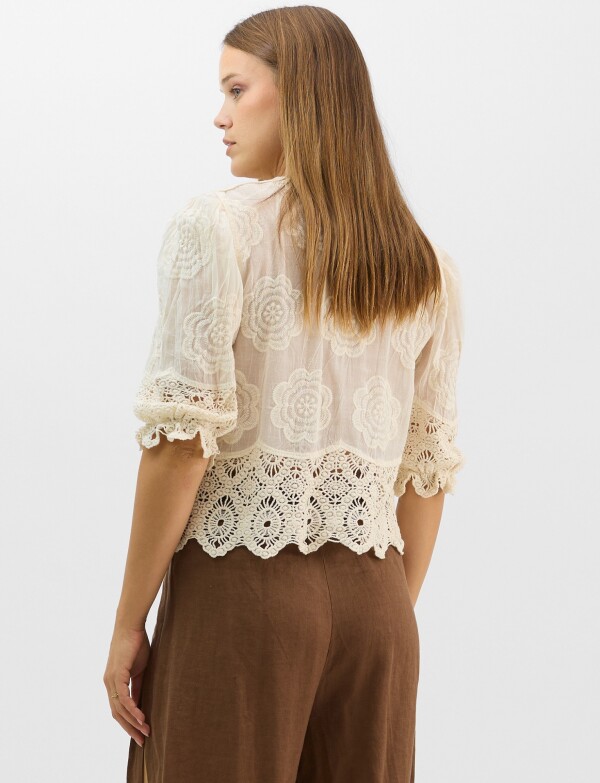 Blusa Bordada Puntilla CRUDO