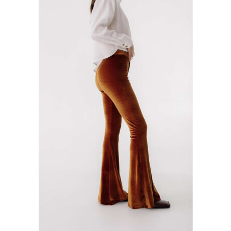 Pantalón Oxford Velvet Camel