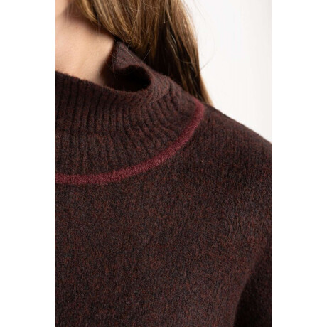 Polera Combinada Marron Oscuro