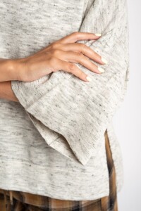 Sweater Manga Volado Gris Melange