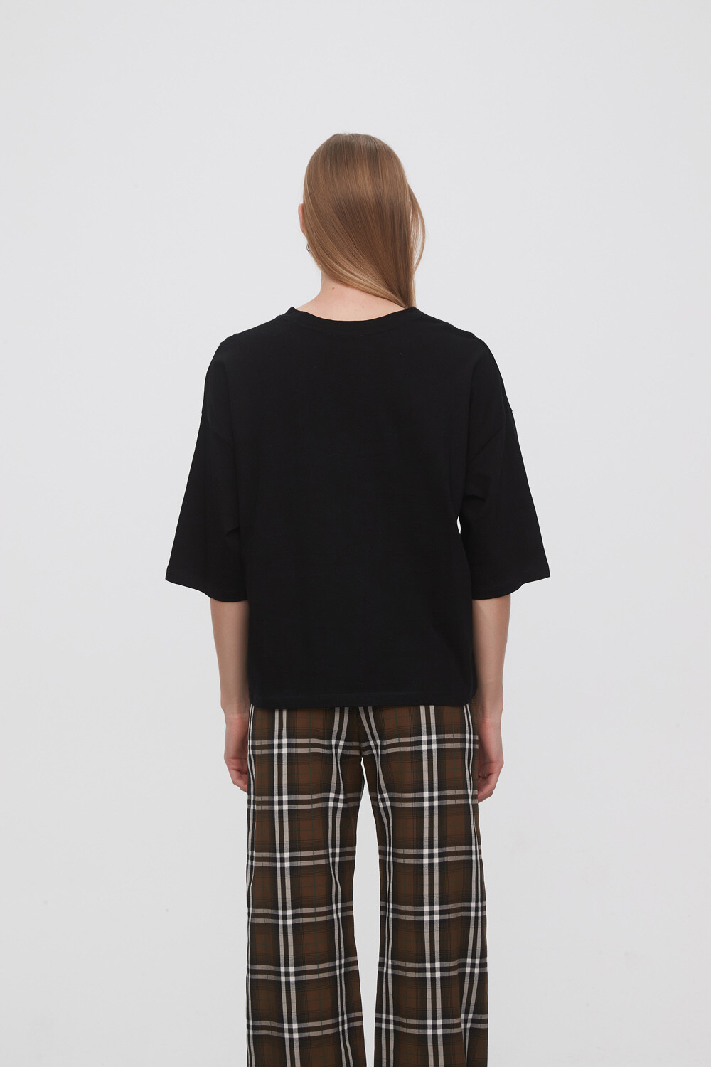 Remera Ahrnia Negro